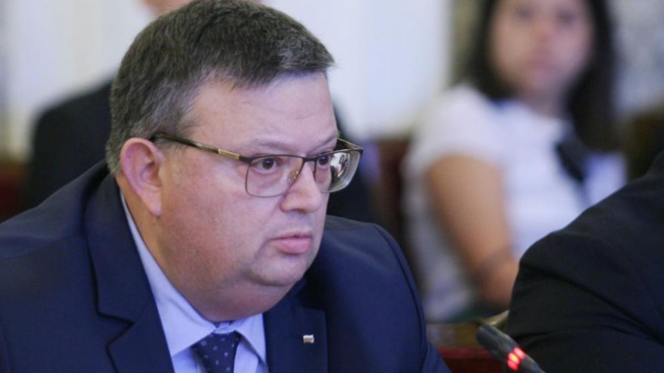 Цацаров не намира основания за закриване на БХК | StandartNews.com