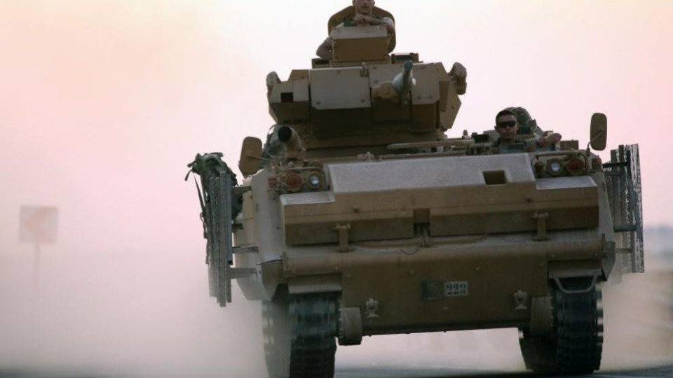 Турция започна и сухопътна операция в Сирия | StandartNews.com