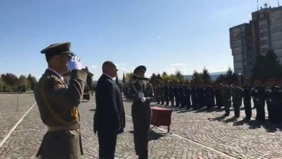 Борисов: Добрият офицер се завръща вкъщи | StandartNews.com