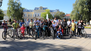 Десетки русенци караха велосипед с Диана Иванова