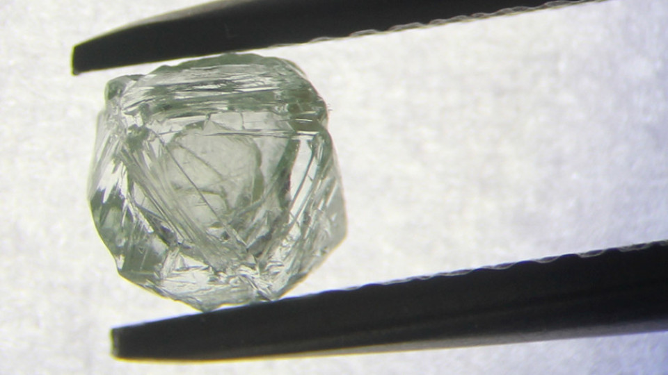 Откриха двоен диамант в руска мина | StandartNews.com