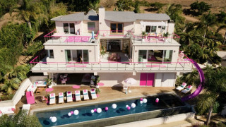 Имението на Барби приема туристи, става хотел