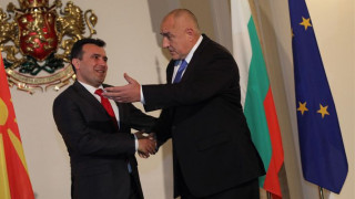 Борисов съветва Зоран Заев да не подава оставка