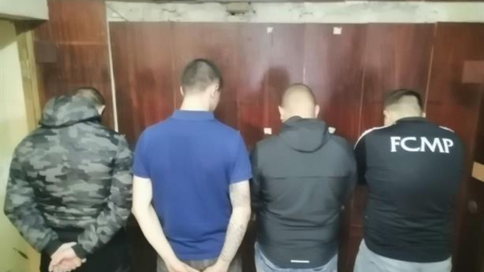16 арестувани за непристойни действия | StandartNews.com