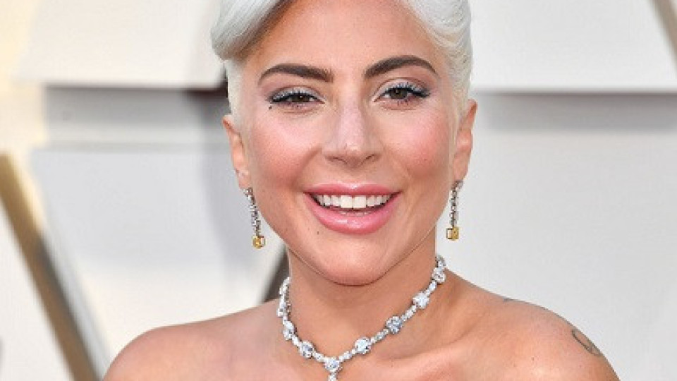 Лейди Гага отново е на пазара за моми | StandartNews.com