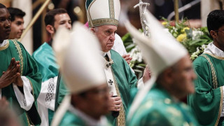 Папата призова за спиране на насилието в Чили