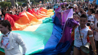 200 000 души на първия гей парад в Тайван