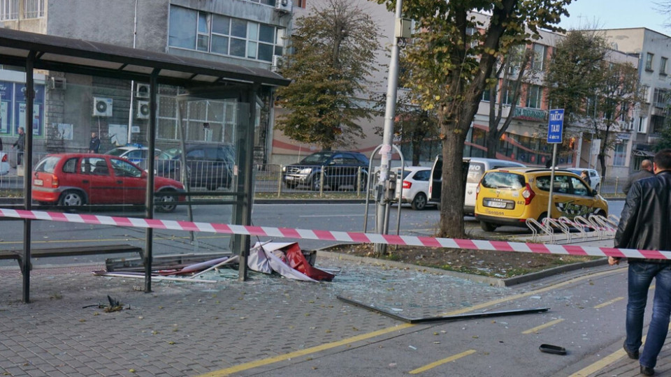 Момичето, блъснато във Варна, остава в кома | StandartNews.com