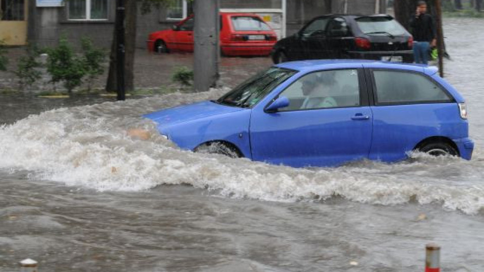 Наводненията в Северна Англия взеха жертва | StandartNews.com