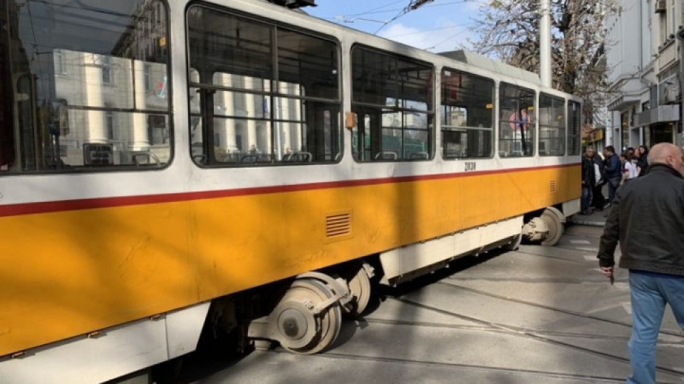 Повреда и човешка грешка вероятно са дерайлирали трамвая | StandartNews.com