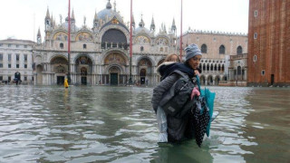 Водата във Венеция е "само" 77 сантиметра