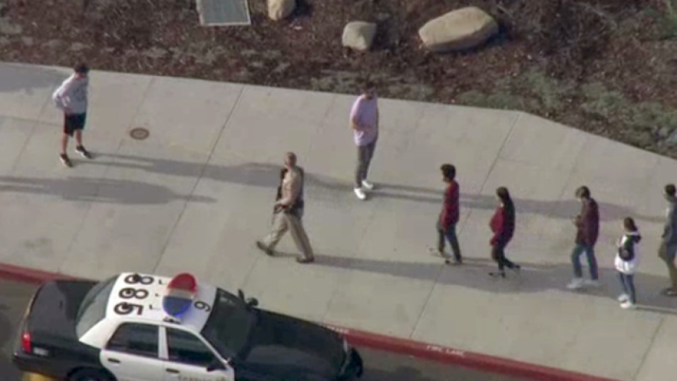 Стрелба в гимназия до Лос Анджелис | StandartNews.com