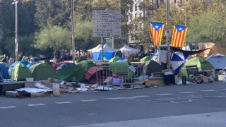 Ужас в Каталуния! 60 хил. излизат на улицата