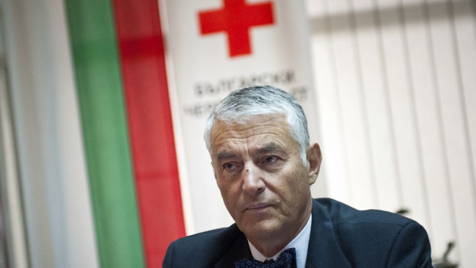 БЧК доставя помощи за 5000 души в Албания | StandartNews.com