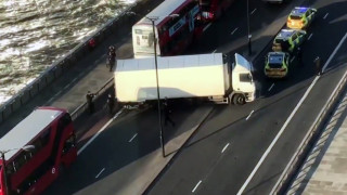 Полицията застреля терориста в Лондон