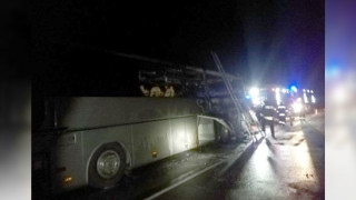 Автобус се запали край Бургас, няма пострадали