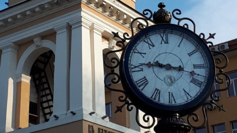 Старият Пловдив вече отмерва новото време | StandartNews.com