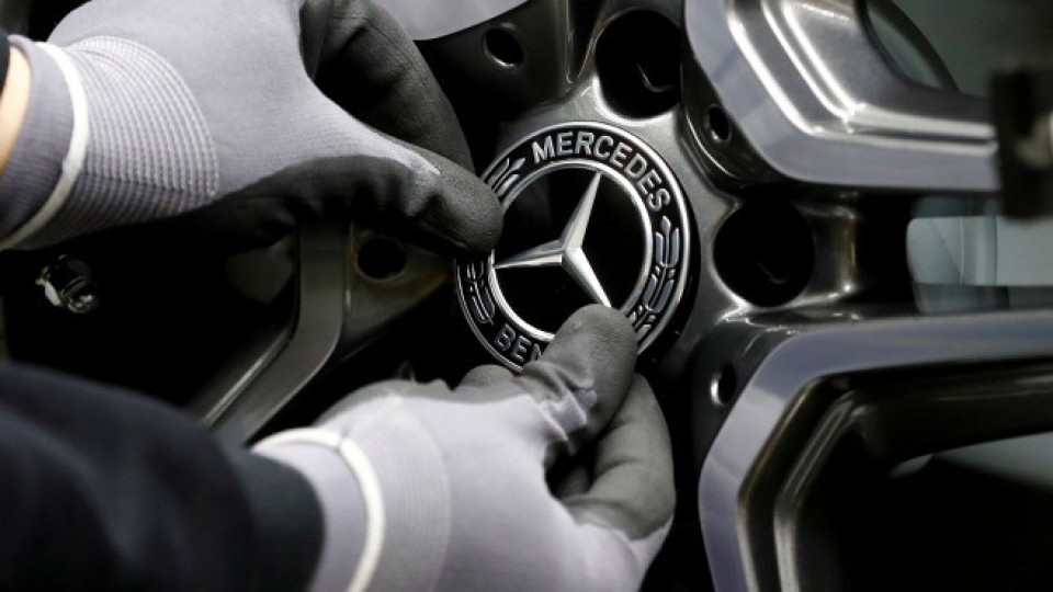 Mercedes и Audi съкращават 20 000 работни места | StandartNews.com