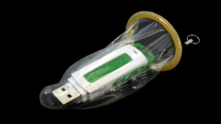 Доживяхме и USB презерватив