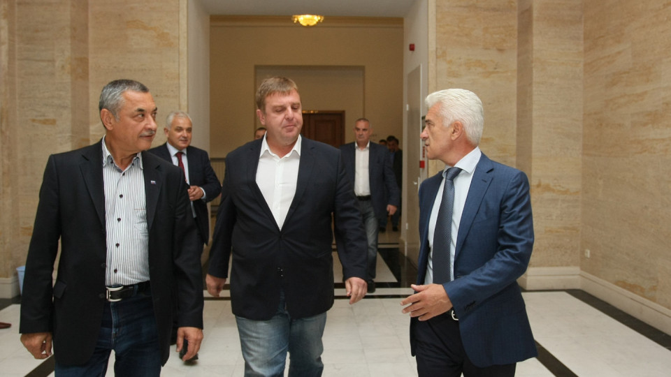 Сидеров се нахвърли на ВМРО и НФСБ за субсидиите | StandartNews.com