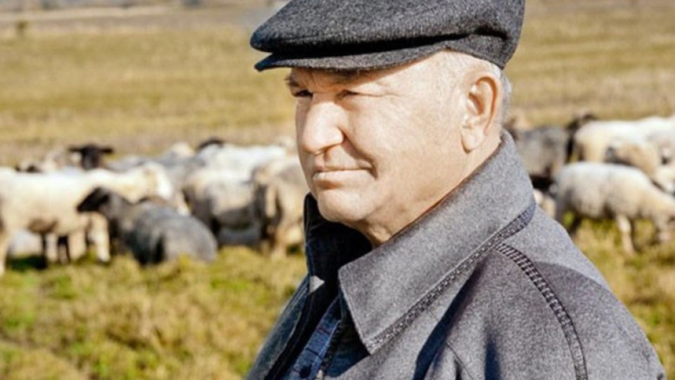 Човекът с каскета –  от кмет до фермер | StandartNews.com