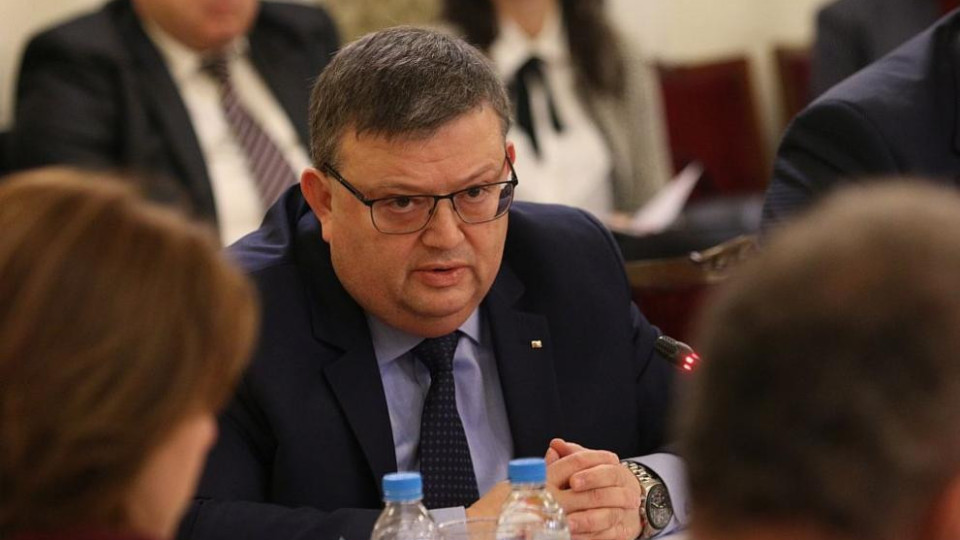 Съдебният съвет гласува оставката на Сотир Цацаров | StandartNews.com