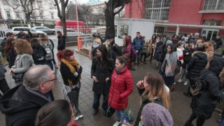 Художествената академия протестира