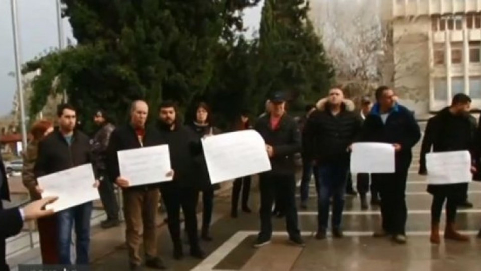 Асеновград на протест заради бившия кмет | StandartNews.com