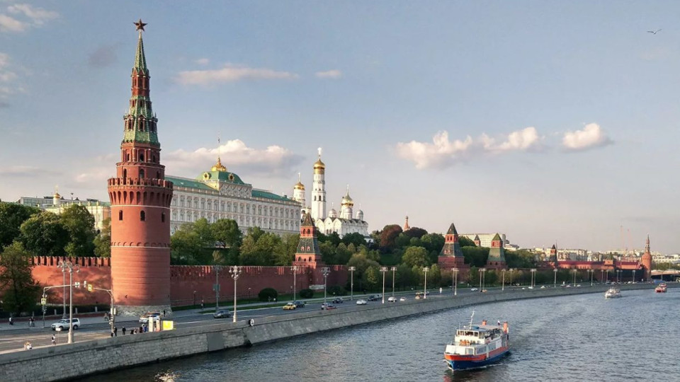 Москва посреща рекордно топло време | StandartNews.com
