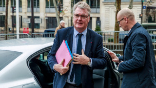 Френският комисар за пенсиите подаде оставка