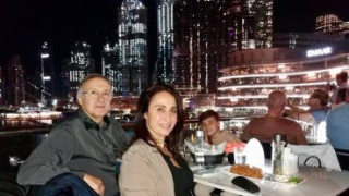 Треньорът на националите посреща Коледа в Дубай