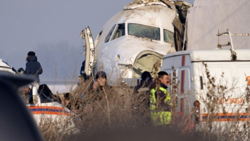 Ден на траур в Казахстан след авиокатастрофата | StandartNews.com