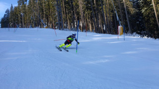 Топ скиорите ни тренират при отлични условия в Банско