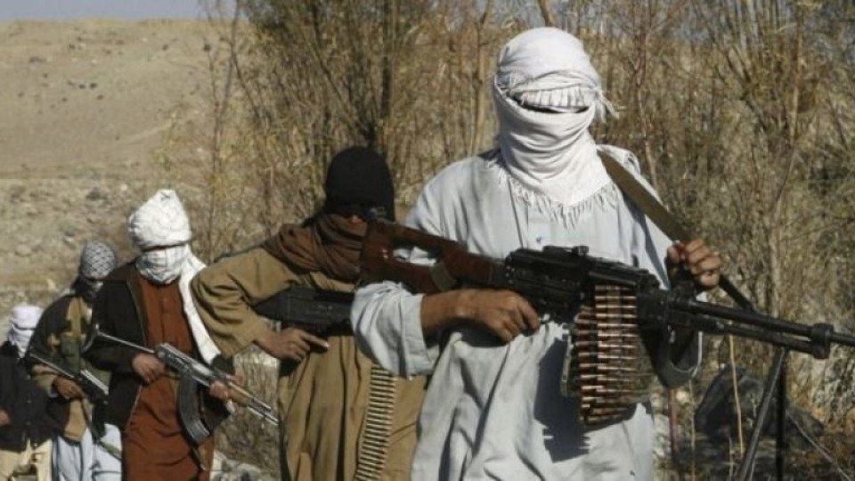 Талибаните избиха 17 милиционери в Афганистан | StandartNews.com