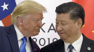 Тръмп подписва търговски мир с Китай на 15 януари