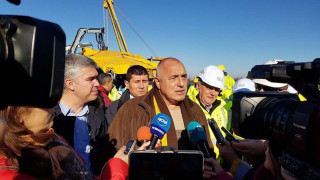 Премиерът: Ще има акции за боклука на още 7 места