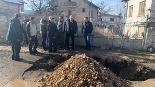 Караниколов и Нанков пак в Перник