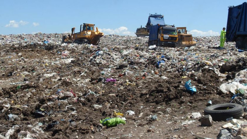 Гешев нареди на МВР и ДАНС да захванат боклука | StandartNews.com