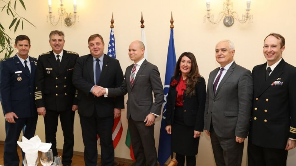 Подготвят стратегическия  диалог България - САЩ | StandartNews.com
