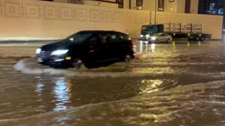 Букурещ изпраща още два самолета за Либия