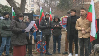 Протест: Социални служби отвличат деца в чужбина!