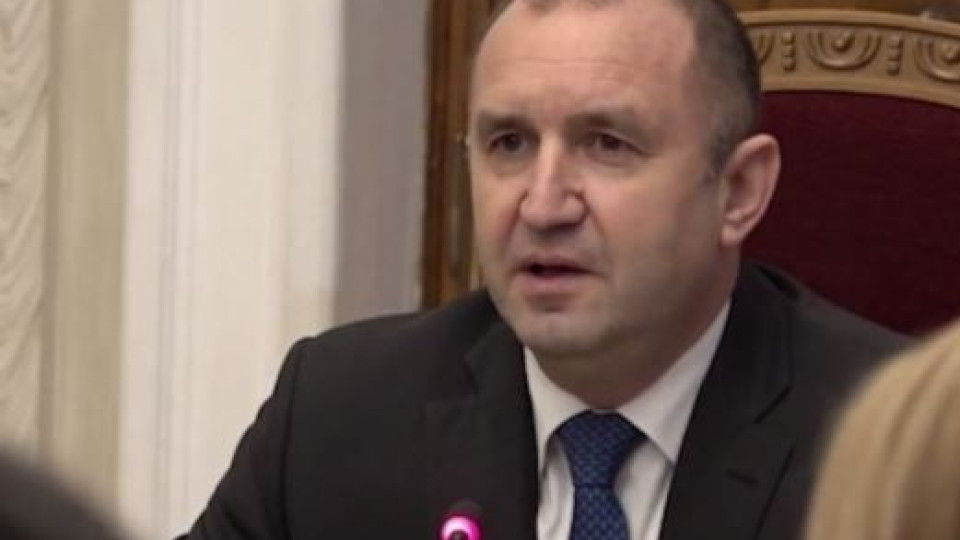 Радев: Аз не се състезавам с никого | StandartNews.com
