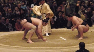 Аояма с четвърта победа в Токио