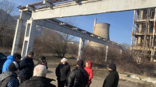 Проверяват терени и площадки със складирани отпадъци