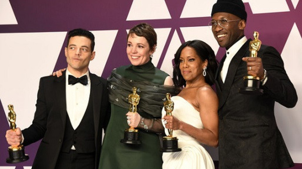 Рами Малек и компания раздават Оскарите | StandartNews.com