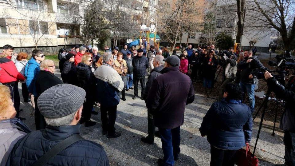 В Младост протестират срещу кмета за забавено саниране | StandartNews.com