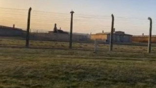 Борисов е в Полша, показа ни Аушвиц