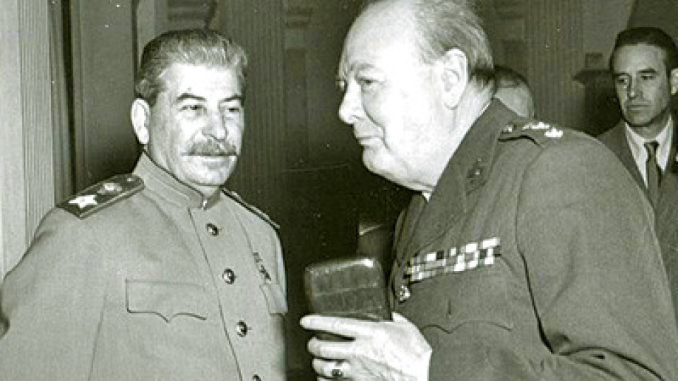 Защо Русия вади листчето на Чърчил и Сталин | StandartNews.com