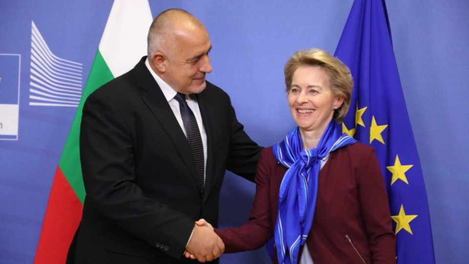 Борисов прегърна Урсула за "зелената сделка" | StandartNews.com