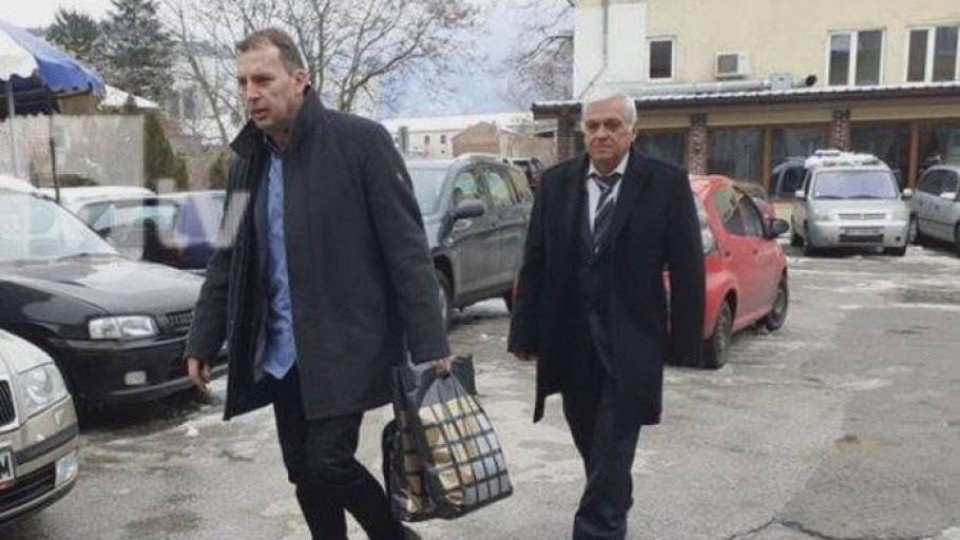 Собственикът на депото в Дупница се предаде | StandartNews.com